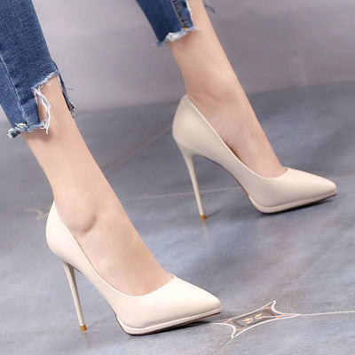 Fashionable Shoes With Stiletto Heel And Nude Colors